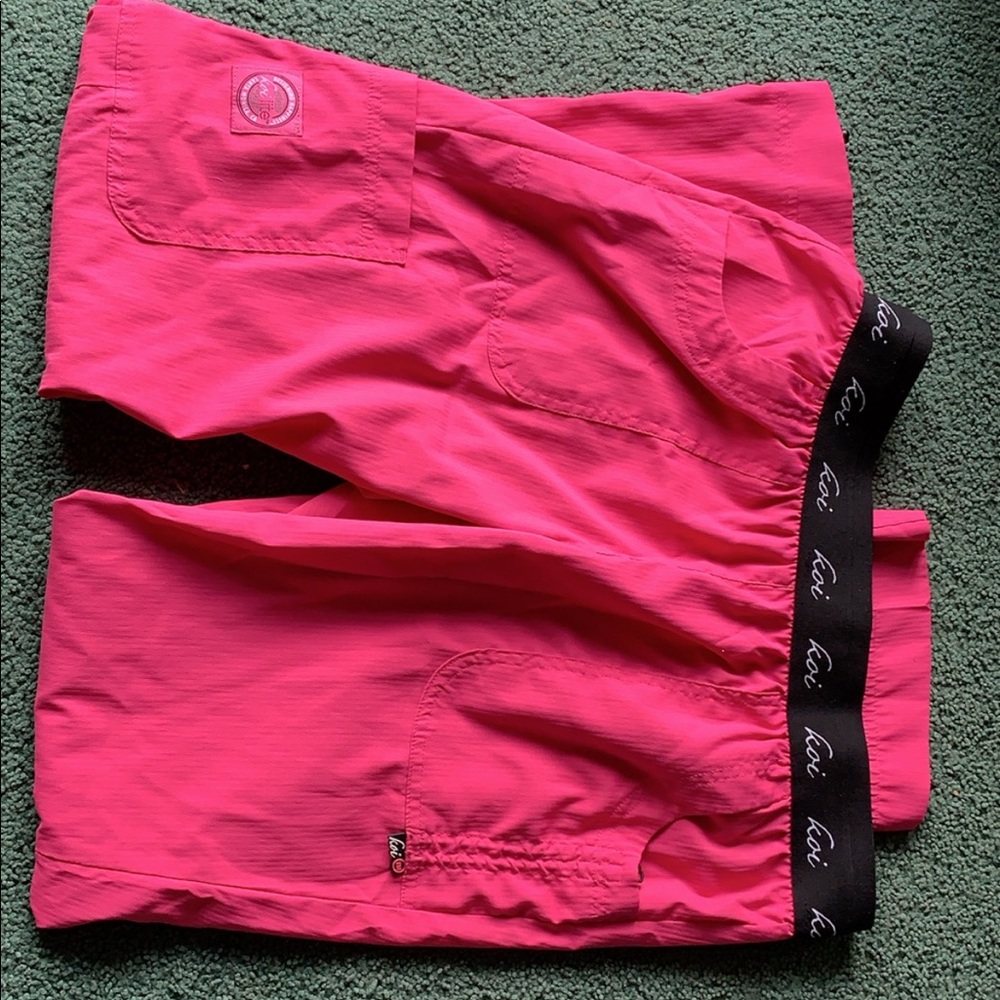 Koi scrubs